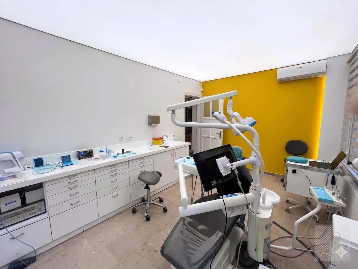 01-exam-room-a